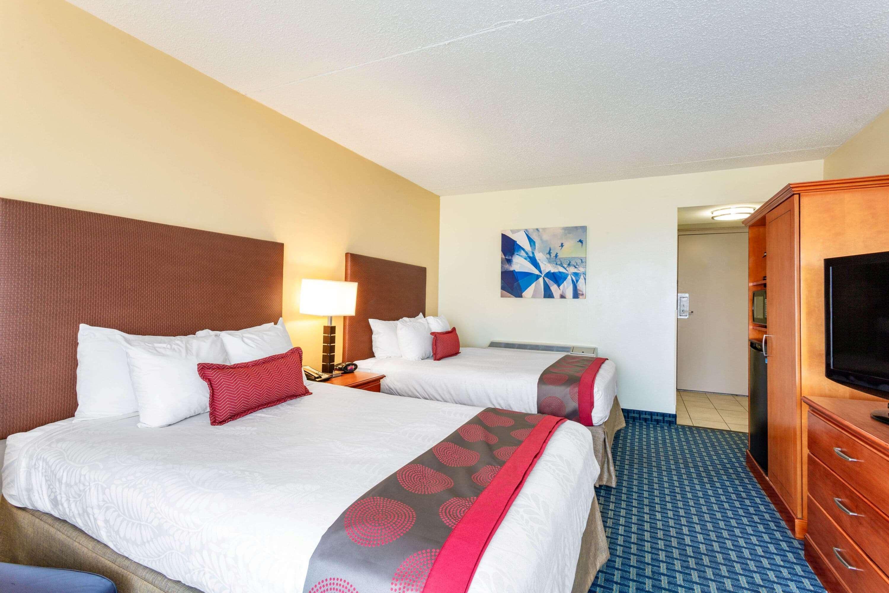 Ramada Plaza By Wyndham Virginia Beach Oceanfront Exteriör bild
