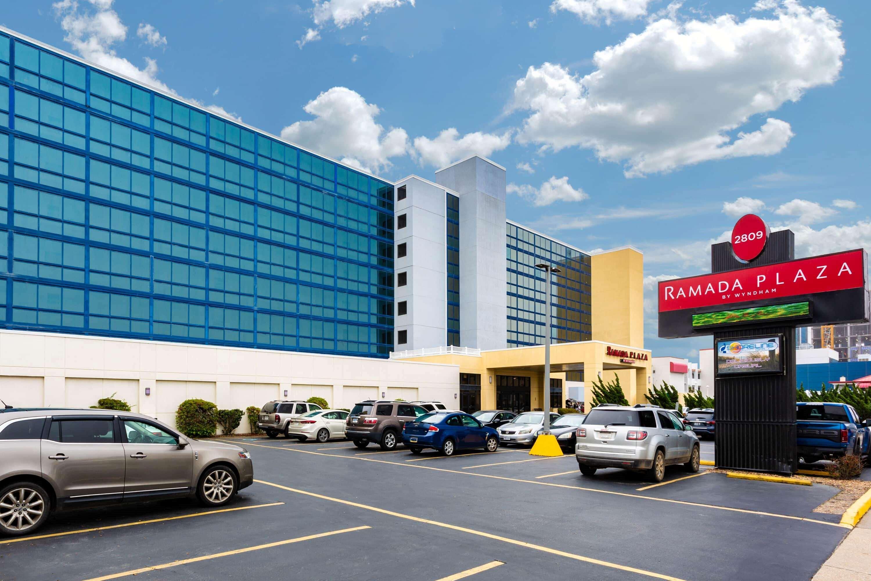 Ramada Plaza By Wyndham Virginia Beach Oceanfront Exteriör bild