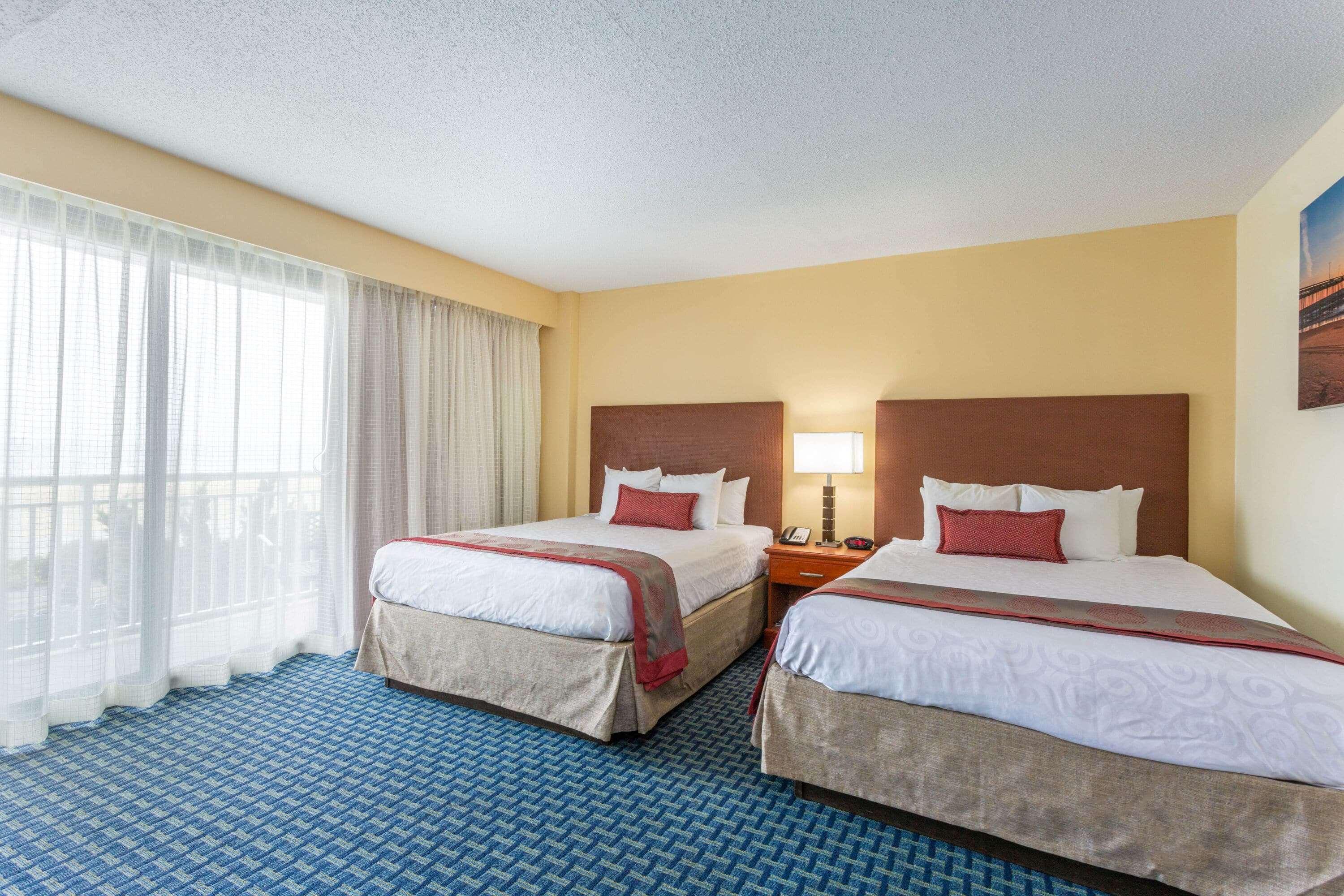 Ramada Plaza By Wyndham Virginia Beach Oceanfront Exteriör bild