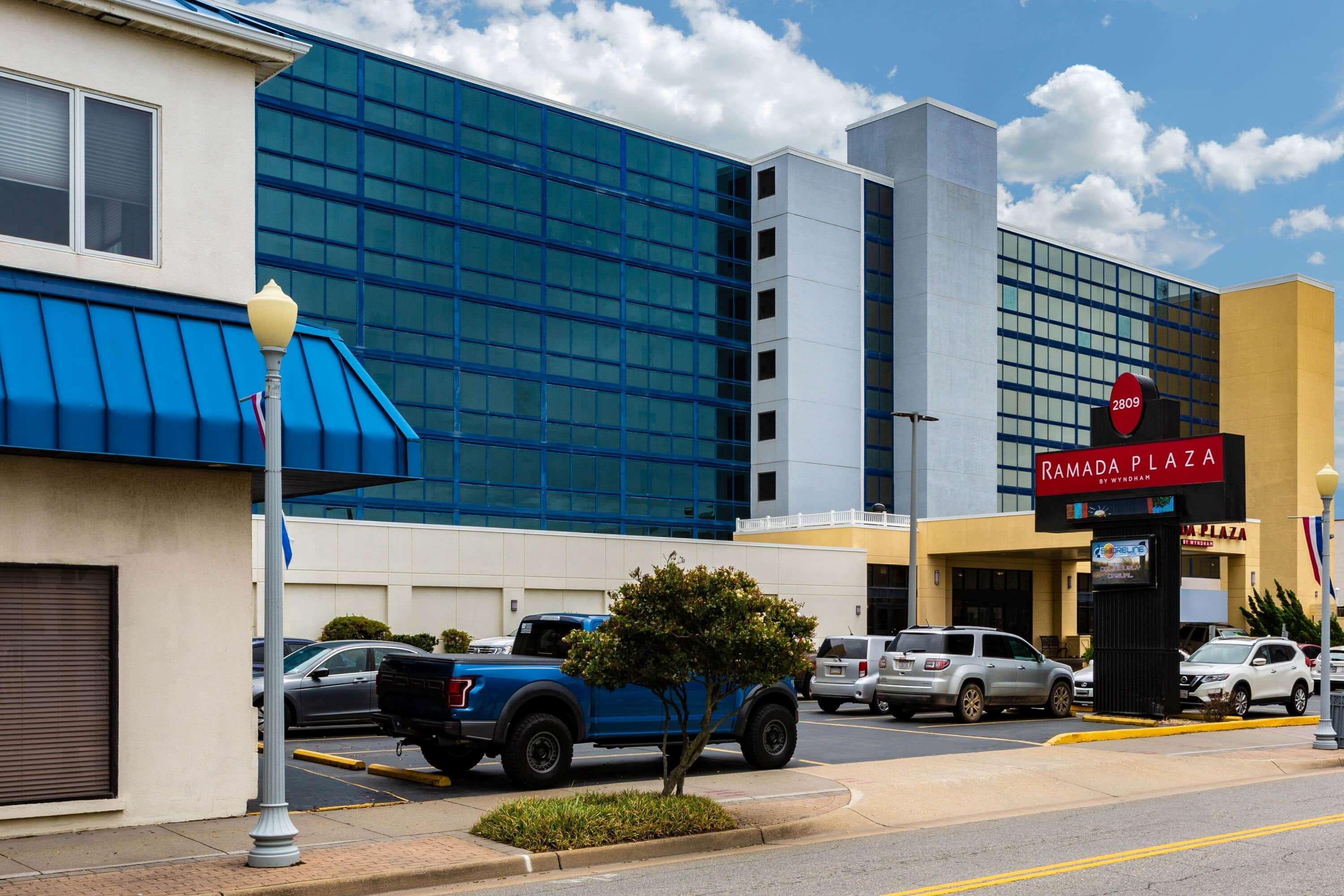 Ramada Plaza By Wyndham Virginia Beach Oceanfront Exteriör bild