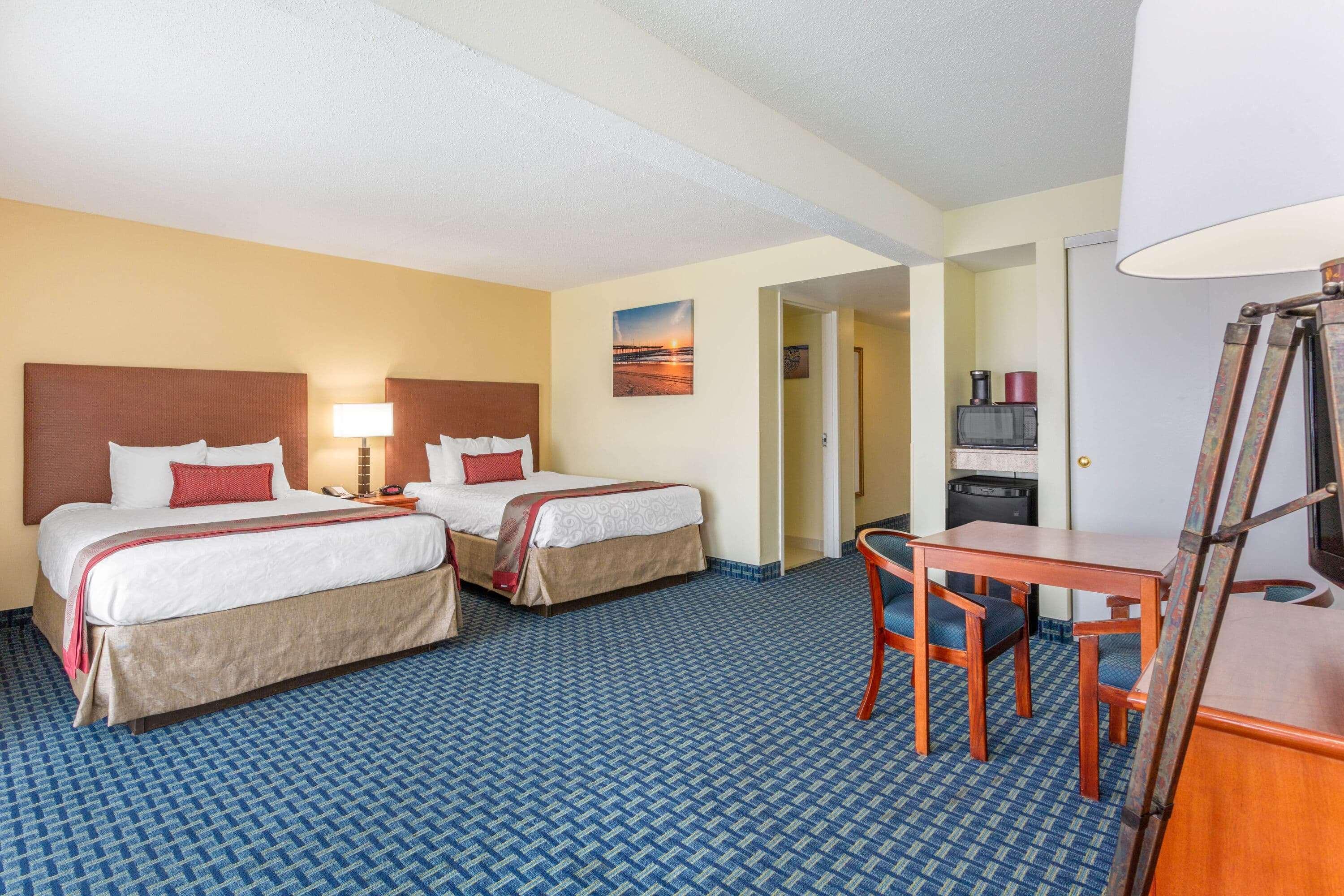 Ramada Plaza By Wyndham Virginia Beach Oceanfront Exteriör bild